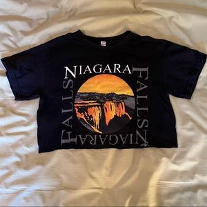 Niagara Falls cropped tee